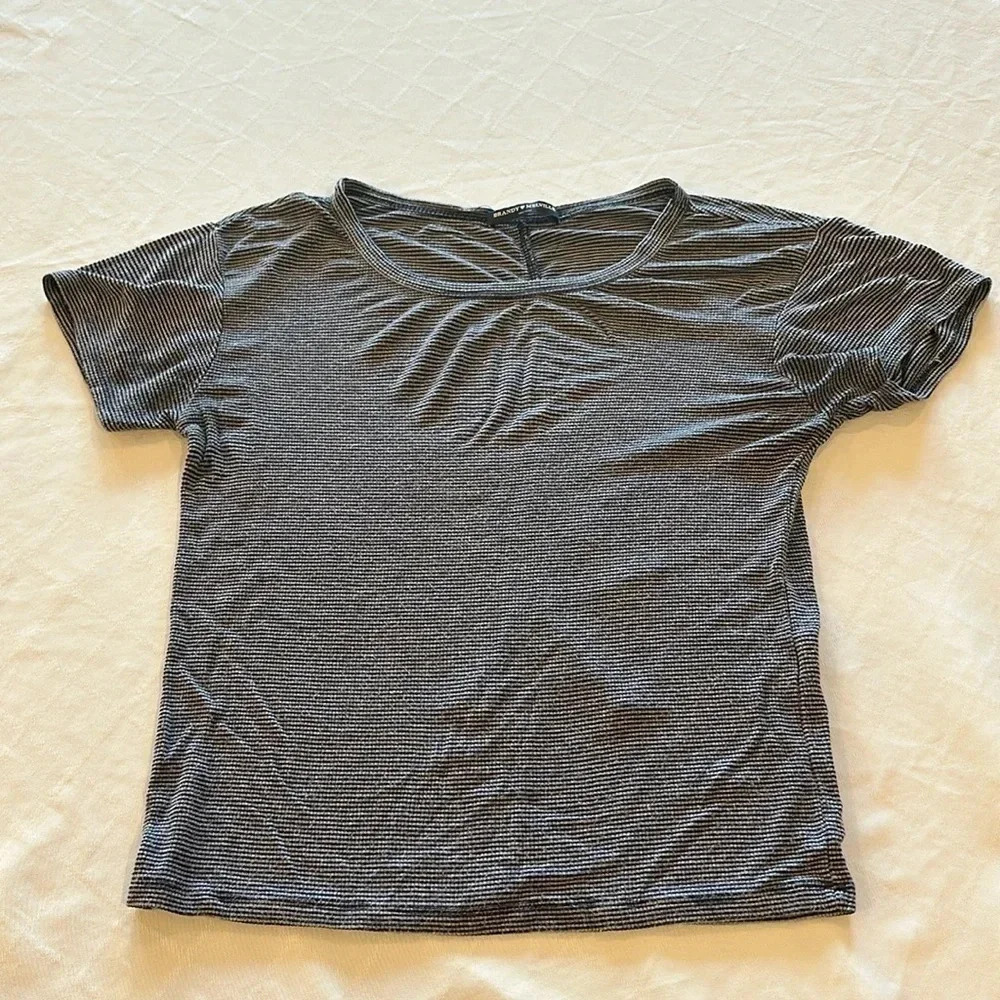 Brandy Melville women’s tee shirt one size‎